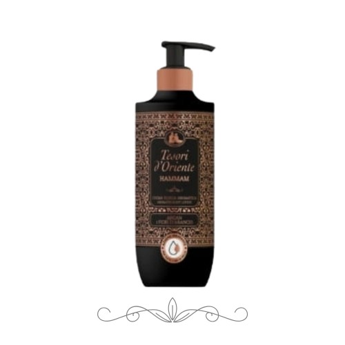Tesori d'Oriente Hammam balsam do ciała 400ml - butelka z pompką i etykietą w odcieniach czerni i miedzi, widok frontalny na białym tle.