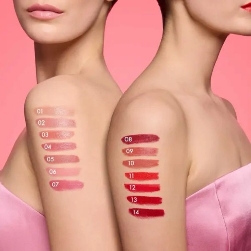 Deborah Milano MILANO RED szminka do ust - paleta 14 odcieni od pastelowych różów do głębokich czerwieni, próbki na skórze, nr 04 Rosewood