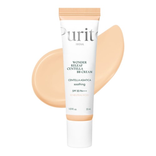 Purito Seoul Wonder Releaf Centella BB Cream krem BB #13 Neutral Ivory, 30 ml - tuba z pompką i rozmazami tekstury w tle.